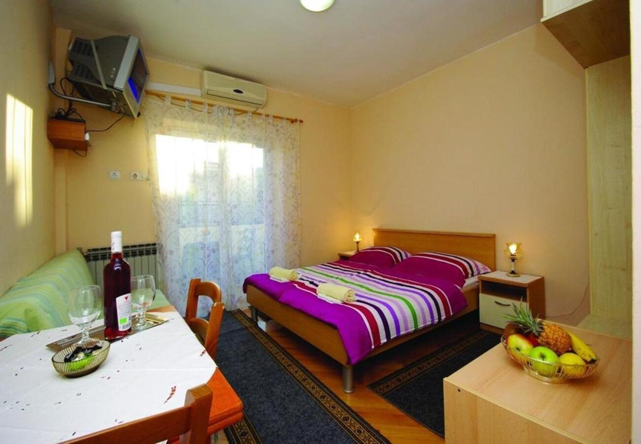 Room Ljuba Makarská Exteriér fotografie